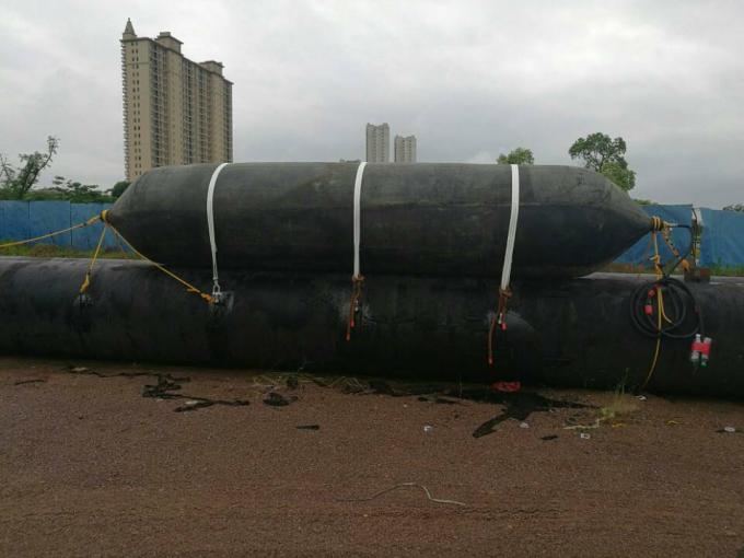 Big Carrying Capacity Marine Rubber Airbag , Boat Recovery Airbags