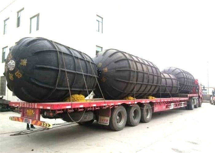 Ribbed Type Round Boat Fenders , Navy Boat Fenders Durable 1880D2 Cord