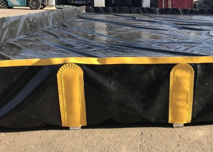Easy Cleaning Spill Containment Berms Folding Bracket Type Preventing Oil Leaks