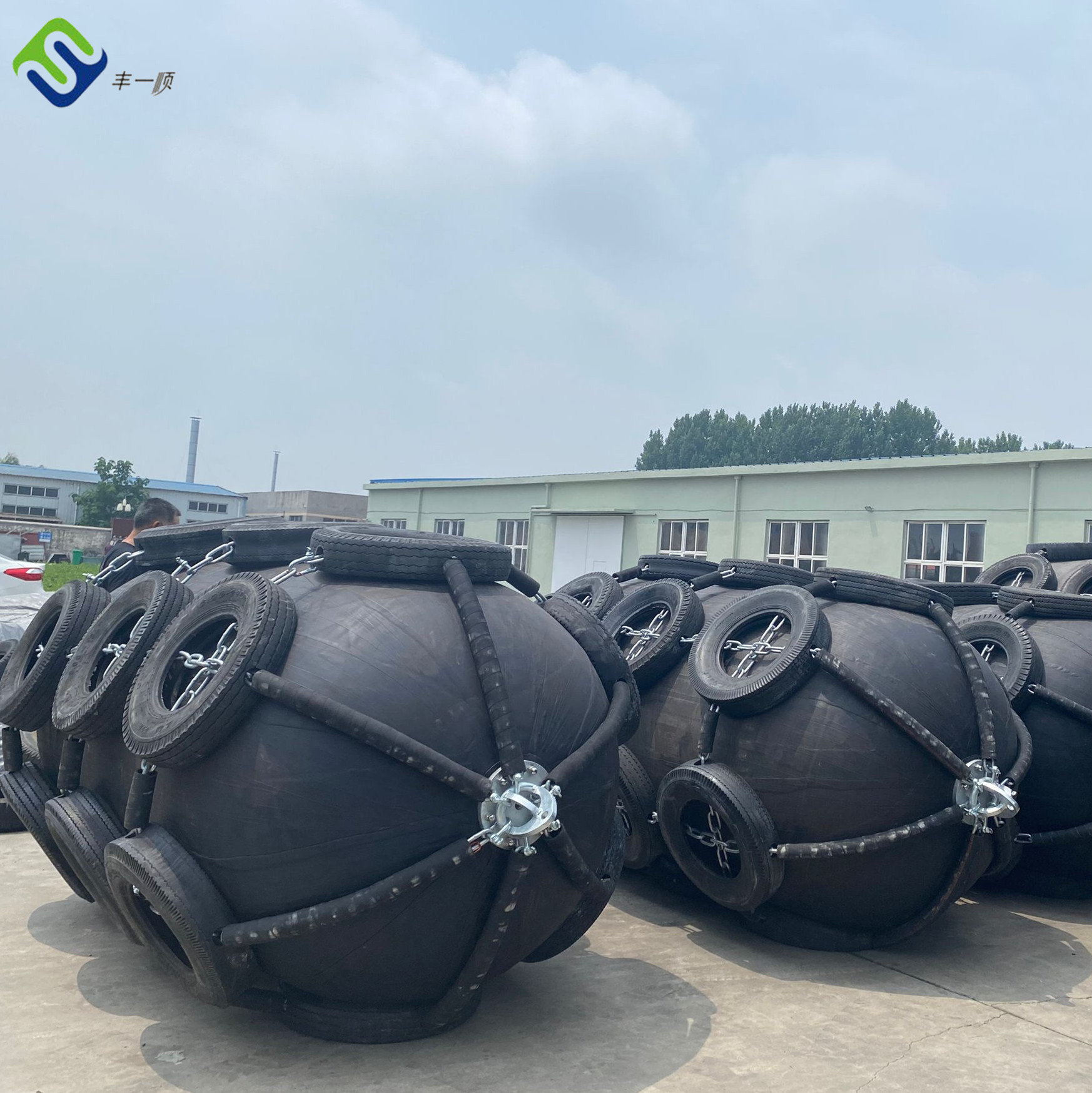 Marine Floating Pneumatic Rubber Fender For Berthing And Docking