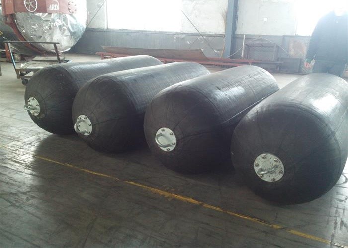 Ship Barge Marine Pneumatic Rubber Fender ISO17357 Approved