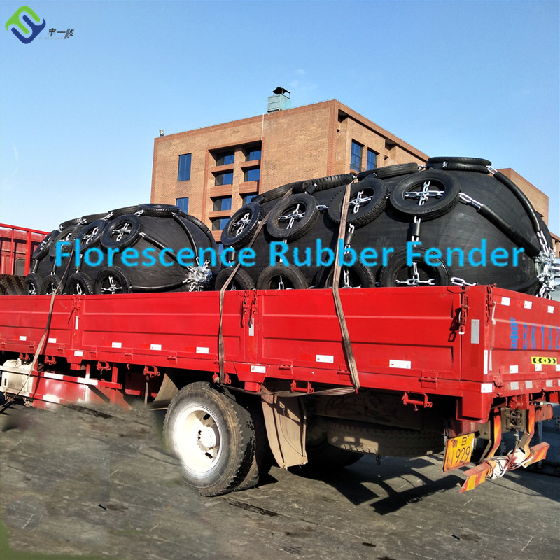 ISO 17357 Used Aircraft Tyres Inflatable Pneumatic Rubber Fender Floating